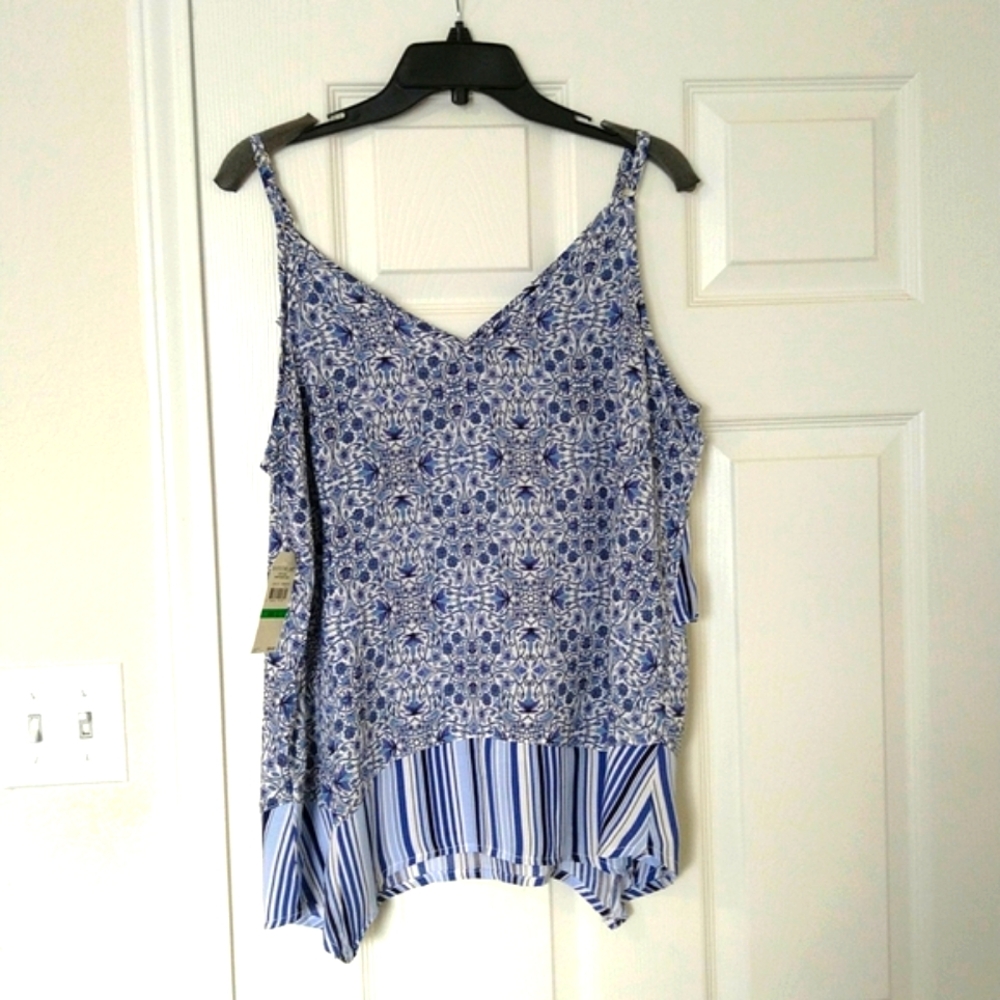 Skye's the limit women's floral v neck ruffle White Blue tank top. Summer, Beach - Picture 4 of 8